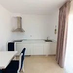 Santa Oliva 卡萨米尔