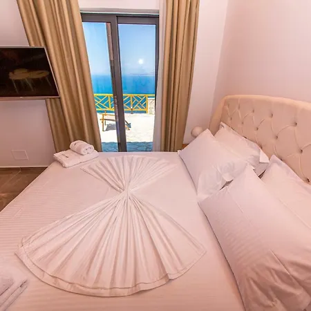 Santa Oliva Apartment