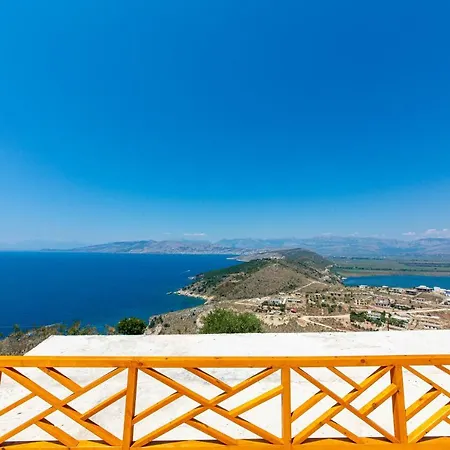 Santa Oliva Apartment *