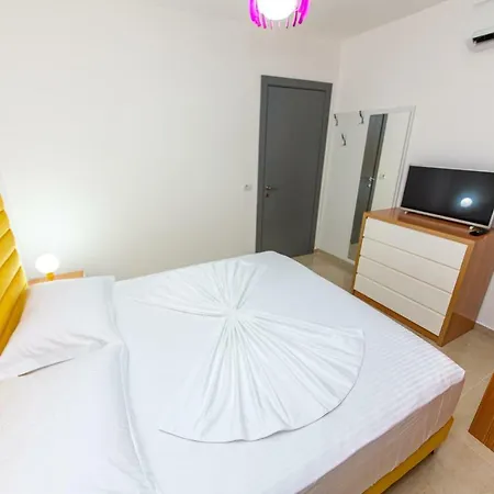 Santa Oliva Apartment