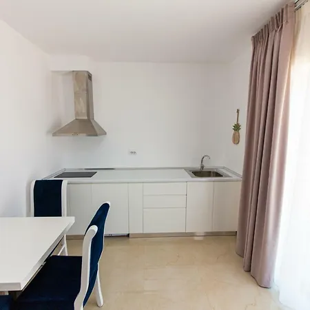 Santa Oliva Ksamil