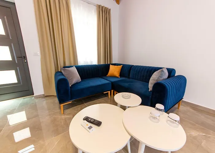 Santa Oliva Apartament *