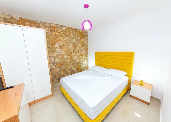 Santa Oliva Apartament Ksamil