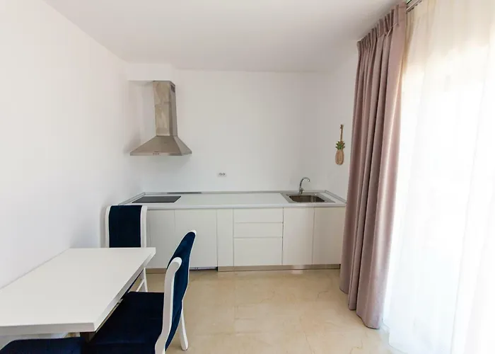 Santa Oliva Ksamil