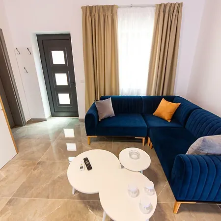 Santa Oliva Apartment