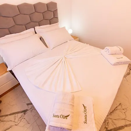 Santa Oliva Apartment