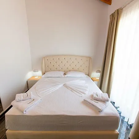 Apartment Santa Oliva *